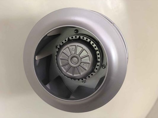 1~230V ±10% 250 mm Ventilateur centrifugeur à l'arrière 2798 tours par minute avec poids 12 kg