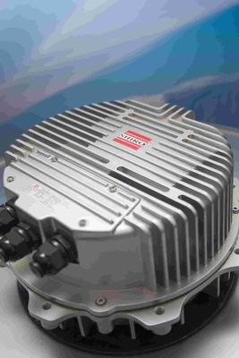 La lame est de 140 mm, le poids est de 1,3 kg, le ventilateur centrifuge EC, le rotor extérieur, le refroidissement, le ventilateur de ventilation.