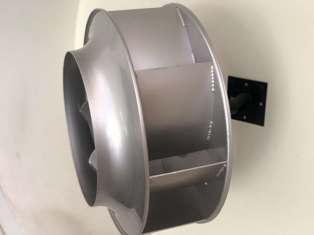 Monophasé 4 Polonais fan centrifuge arrière de 450 millimètres 1215 t/mn pour la production d'électricité de vent